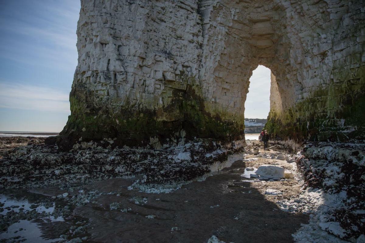 Picturesque Seaside Next To Viking Bay - Holiday home