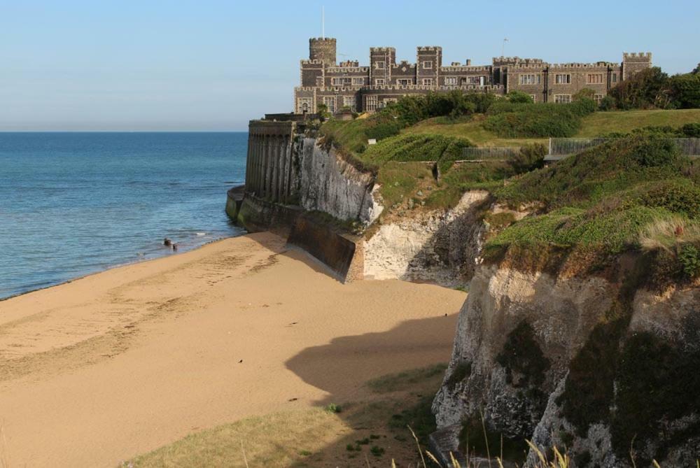 Picturesque Seaside Next To Viking Bay - * Broadstairs